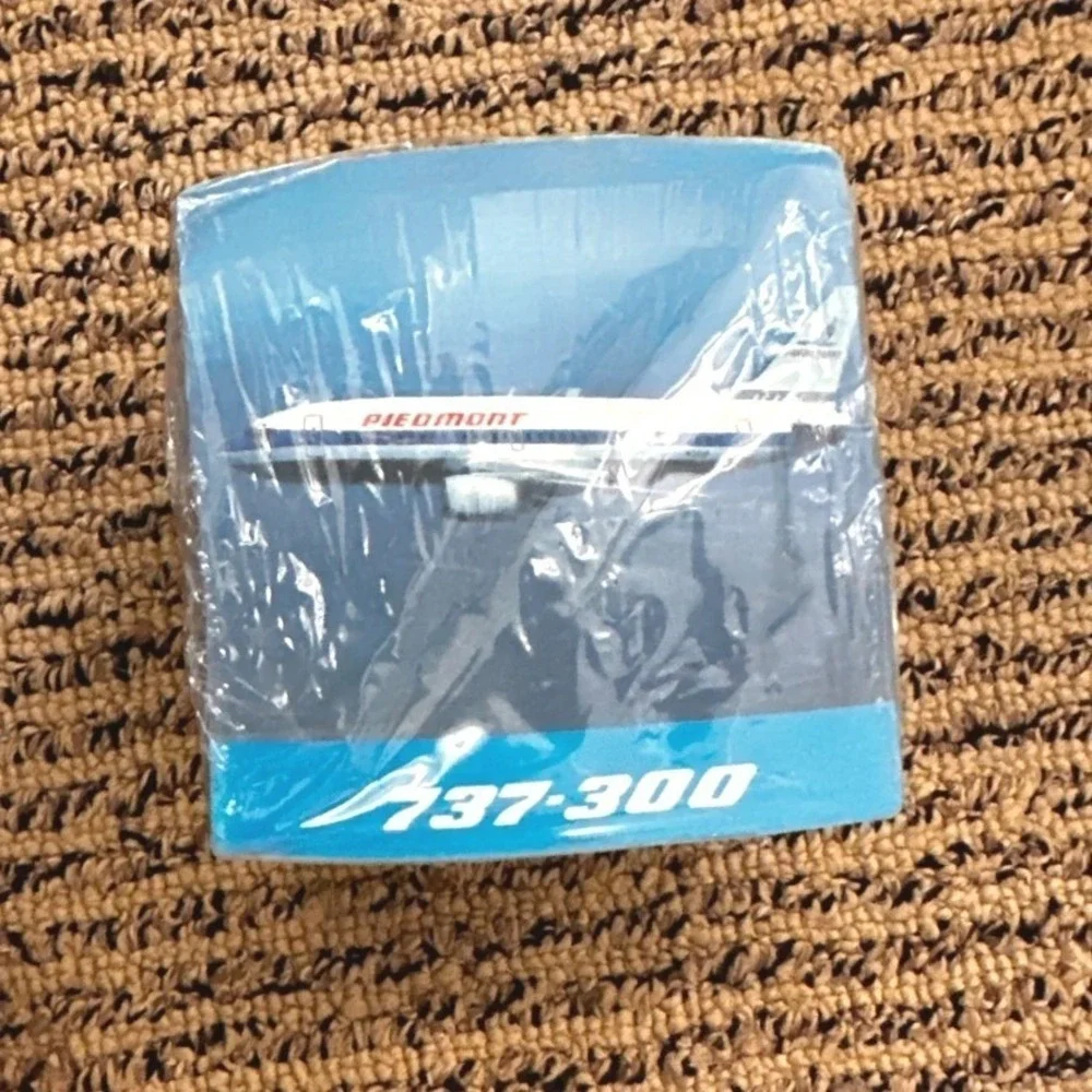 Vintage Piedmont Airlines Memo Cube ~ New Old Stock